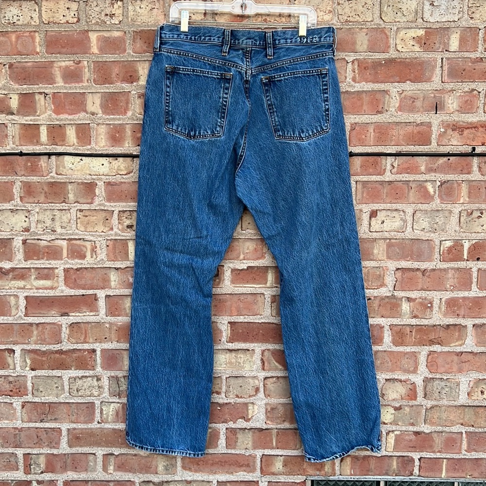 Men’s Gap 1969 dark stone washed easy fit jeans - Picture 4 of 11
